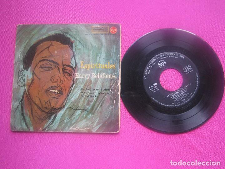 Discos de vinilo: HARRY BELAFONTE. ESPIRITUALES SINGLE 1960 - Foto 3
