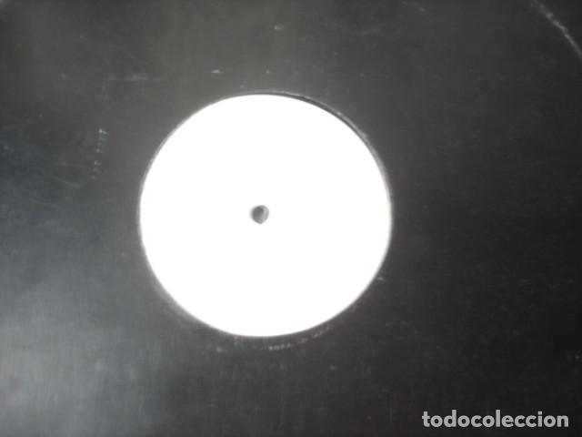 Discos de vinilo: Yafeu    Love Is Just A Step Away - Foto 2