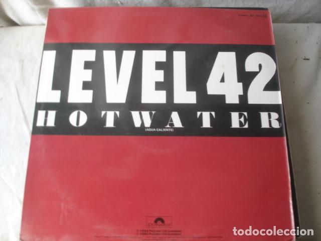 Discos de vinilo: Level 42 Hot Water = Agua Caliente - Foto 2
