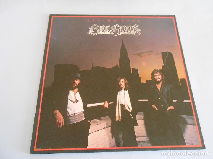 Discos de vinilo: BEE GEES - LIVING EYES - 1981 - Foto 1