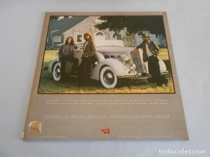Discos de vinilo: BEE GEES - LIVING EYES - 1981 - Foto 2