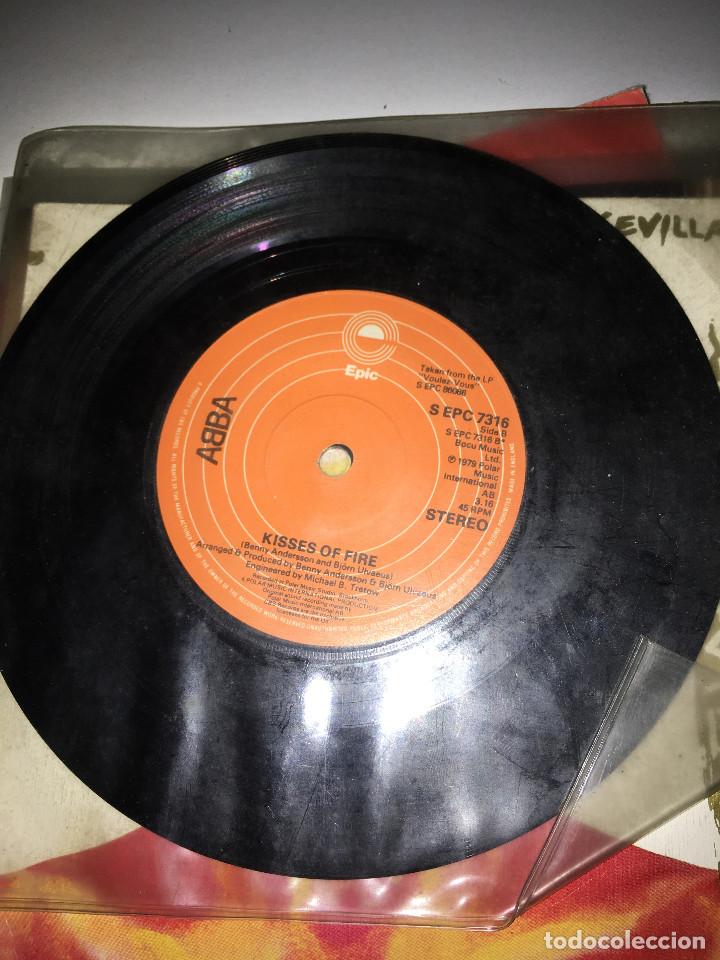 Discos de vinilo: ABBA - KISES OF FIRE SINGLE - Foto 1