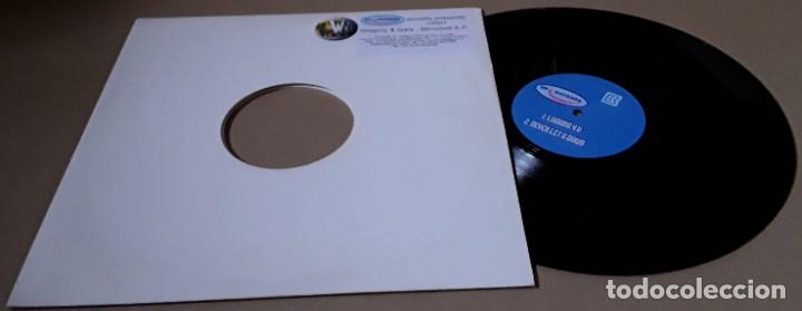 Discos de vinilo: MAXI SINGLE - GREGORY & GARY - MIRRORBAL E.P. - GREGORY & GARY - GET MY LIFE TOGETHER / LOOKING 4 U - Foto 1