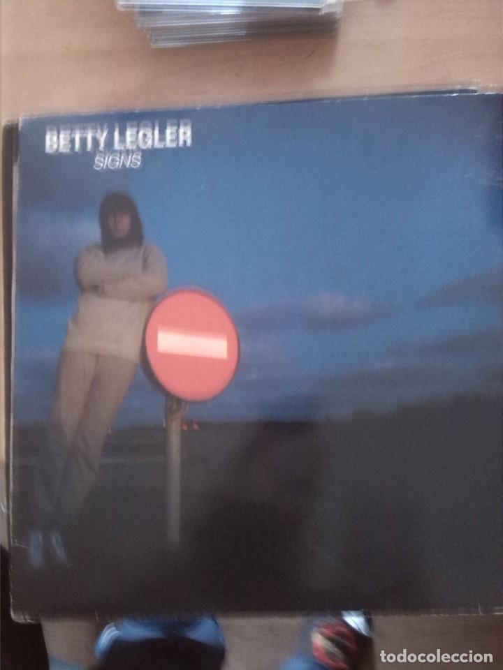 Discos de vinilo: BETTY LEGLER - SIGNS - Foto 1