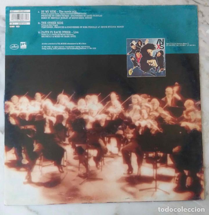 Discos de vinilo: INXS, BY MY SIDE. MAXI SINGLE UK 3 TEMAS - Foto 2