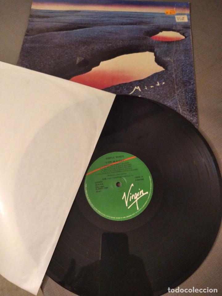 Discos de vinilo: Disco LP Simple Minds. Life in a Day. 1.982 - Foto 3