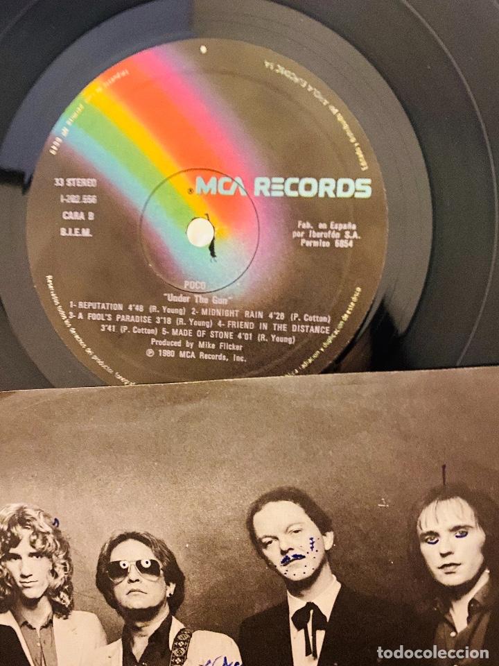 Discos de vinilo: LP - POCO -UNDER THE GUN- MCA RECORDS 1980 - Foto 3