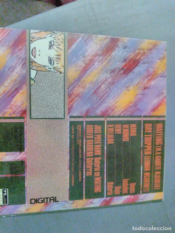 Discos de vinilo: Maxi Single Disco. Man&iacute;a. Waiting.1.983 - Foto 2