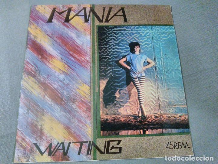 Discos de vinilo: Maxi Single Disco. Man&iacute;a. Waiting.1.983 - Foto 3