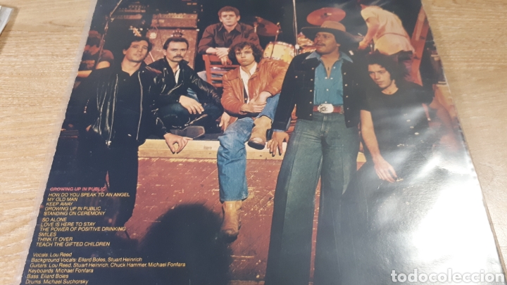 Discos de vinilo: LOU REED GROWING UP IN PUBLIC - Foto 2