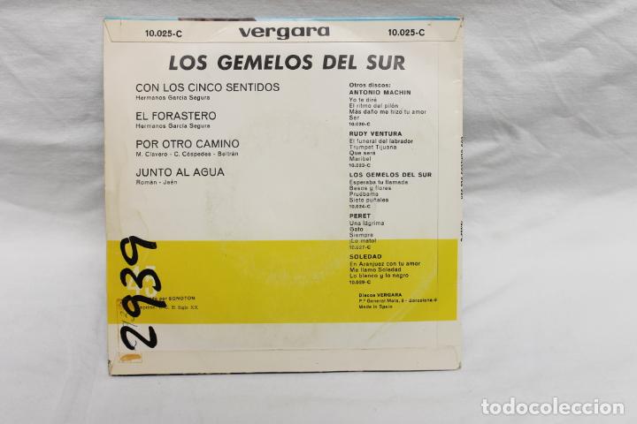 Discos de vinilo: LOS GEMELOS DEL SUR, SINGLE, CON LOS CINCO SENTIDOS, 1967 - Foto 2