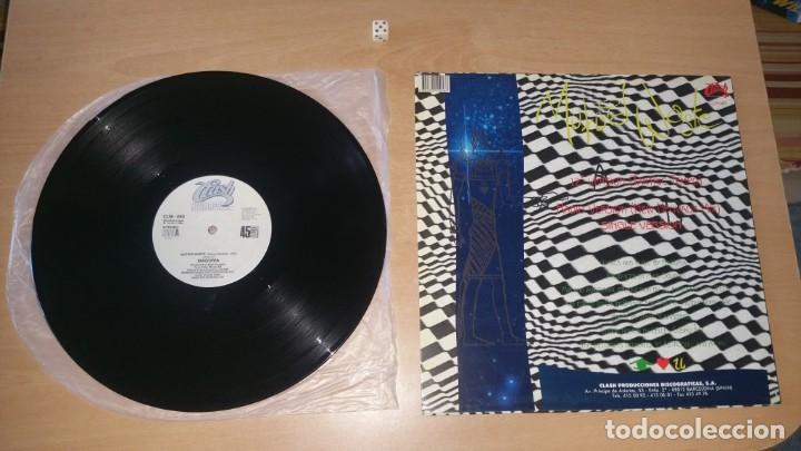 Discos de vinilo: MAXI 12&rdquo; MAGORIA MUTOID WASTE - Foto 2