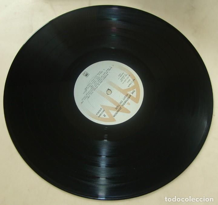 Discos de vinilo: BROTHERS JOHNSON - RIGHT ON TIME - A&M SPAIN 1977 - Foto 4