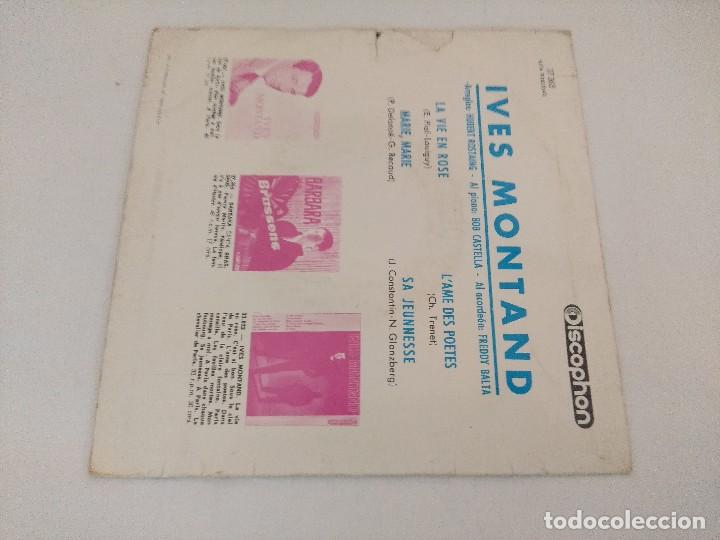 Discos de vinilo: SINGLE/IVES MONTAND/LA VIE EN ROSE. - Foto 2