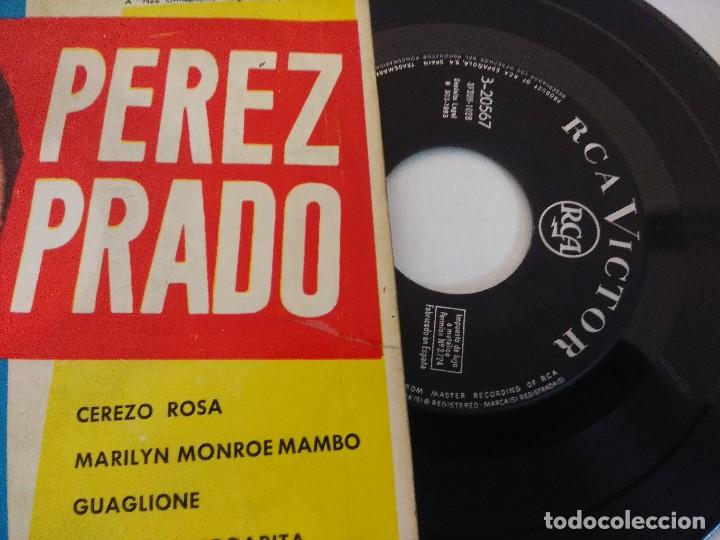 Discos de vinilo: SINGLE/PEREZ PRADO/MARYLIN MONROE MAMBO. - Foto 2