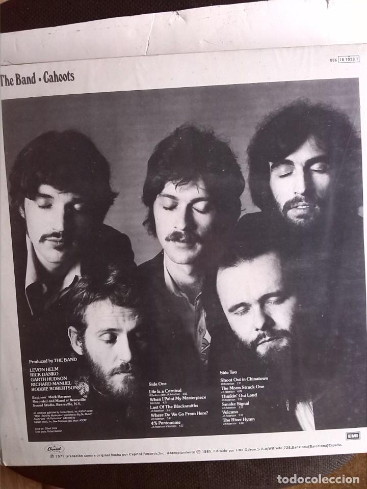 Discos de vinilo: THE BAND - CAHOOTS 1985 - Foto 2