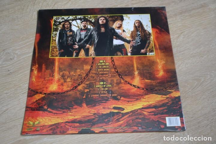 Discos de vinilo: MONUMENT, HELLHOUND ( IRON MAIDEN ), NUEVO, PRECINTADO. - Foto 2