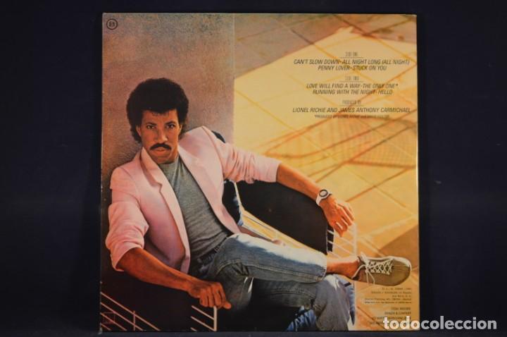 Discos de vinilo: LIONEL RICHIE - CAN&acute;T SLOW DOWN - LP - Foto 2
