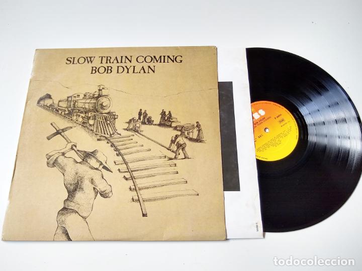Discos de vinilo: BOB DYLAN. SLOW TRAIN COMING. LP. ENCARTE - Foto 1