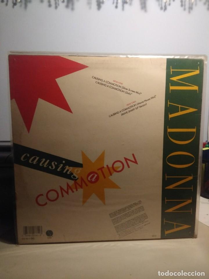 Discos de vinilo: LP MADONNA : CAUSING COMMOTION ( EDICION ESPA&Ntilde;A ) - Foto 2