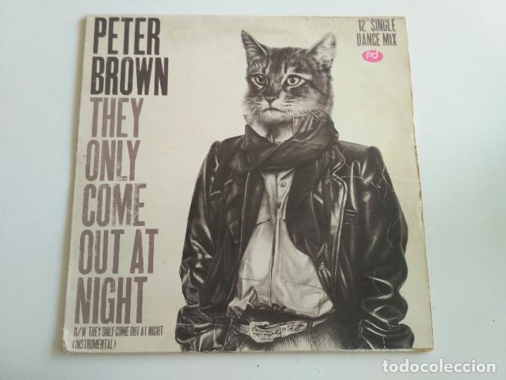 Discos de vinilo: Peter Brown (2) &lrm;&ndash; They Only Come Out At Night - Foto 1