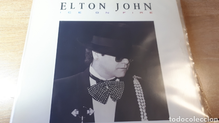 Discos de vinilo: ELTON JOHN ICE ON FIRE - Foto 1