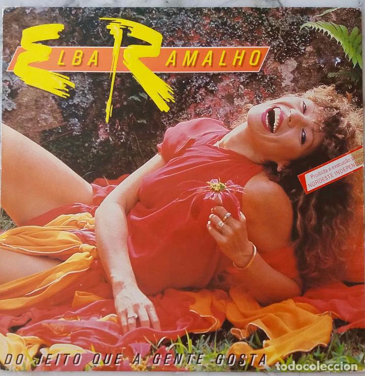 Disques de vinyle: ELBA RAMALHO, DO JEITO QUE A GENTE GOSTA. LP BRASIL CON P&Oacute;STER CON LETRAS