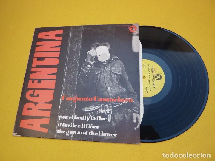 Vinyl records: LP CONJUNTO CANTACLARO - Por el fusil y la flor - ITALY press - 1976 - VPA 8320 (VG/VG+) 5