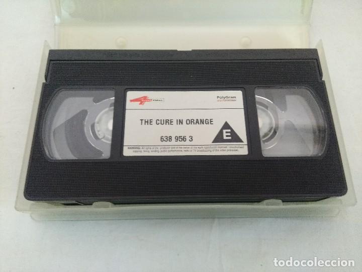 Discos de vinilo: VHS THE CURE/IN ORANGE. - Foto 2