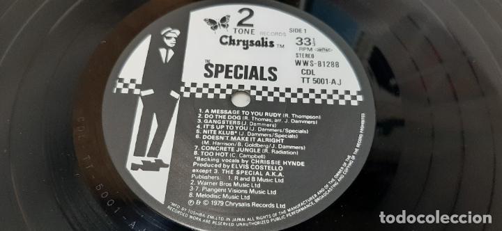 Discos de vinilo: THE SPECIALS -SPECIALS- (1980) LP DISCO VINILO - Foto 2