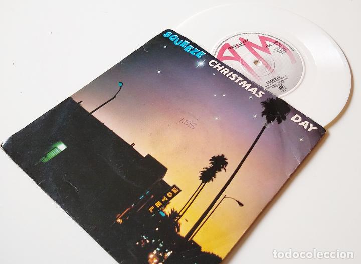 Discos de vinilo: SQUEEZE. CHRISTMAS DAY. VINILO BLANCO. 7&rdquo; - Foto 1