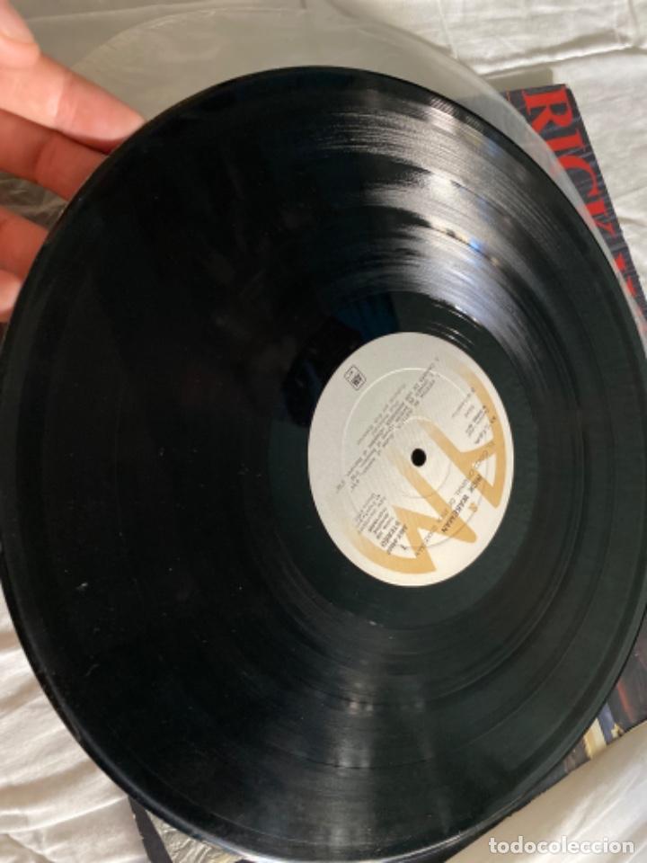Discos de vinilo: ANTIGUO LP RICK WAKEMAN&rsquo;S CRIMINAL R&Eacute;CORD - Foto 3