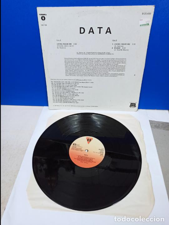 Discos de vinilo: MAXI SINGLE DISCO VINILO - DATA - LIVING INSIDE ME - Foto 2