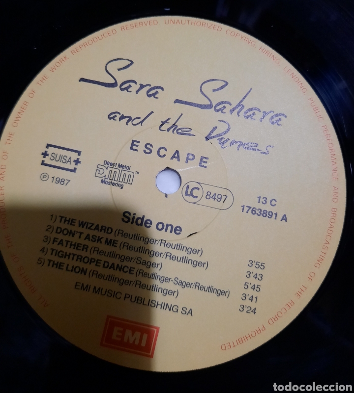 Discos de vinilo: Sara Sahara and the dunes - Escape - Foto 2