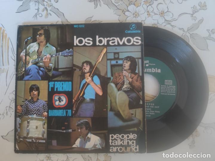 Discos de vinilo: Los Bravos People talking around - Foto 1