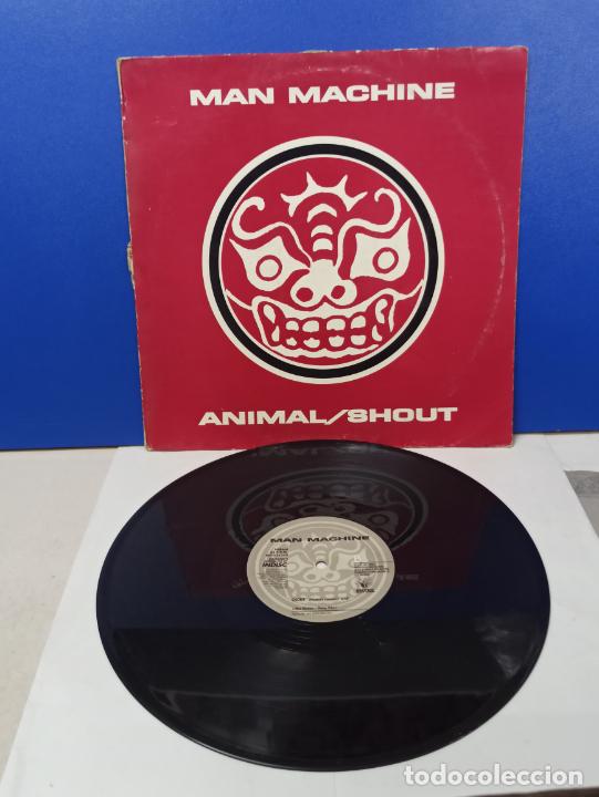 Discos de vinilo: MAXI SINGLE DISCO VINILO - MAN MACHINE - ANIMAL / SHOUT - Foto 1