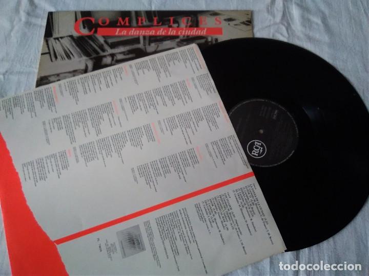 Discos de vinilo: 37-LP COMPLICES, LA DANZA DE LA CIUDAD, 1990 - Foto 2