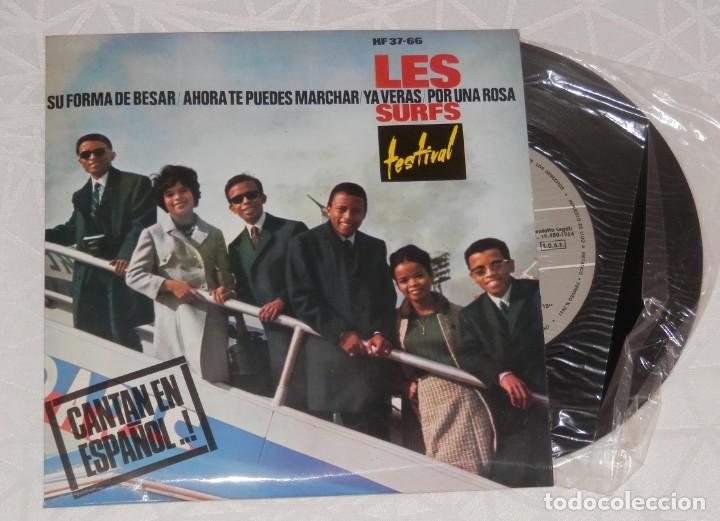 Discos de vinilo: DISCO SINGLE VINILLO LES SURFS - Foto 1