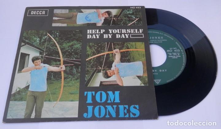 Discos de vinilo: DISCO SINGLE VINILLO DE TOM JONES - Foto 1