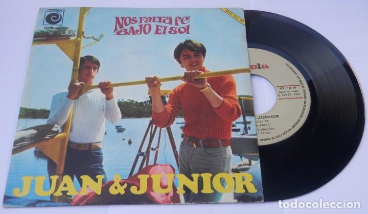 Discos de vinilo: DISCO SINGLE VINILLO DE LA BANDA JUAN & JUNIOR - Foto 1
