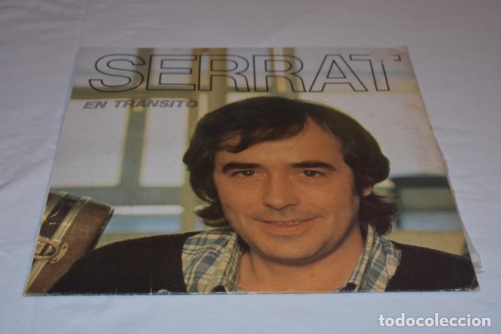 Discos de vinilo: Disco Vinilo LP Serrat En Tr&aacute;nsito 1981 - Foto 1