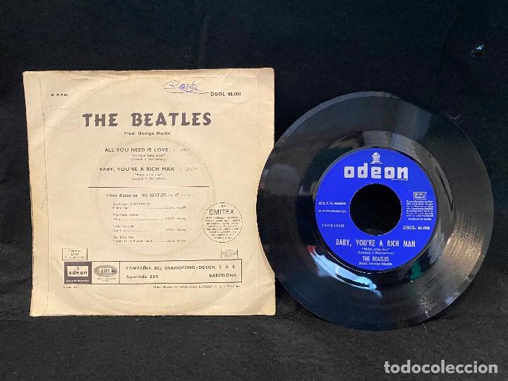 Discos de vinilo: DISCO SINGLE THE BEATLES 1967 - Foto 2