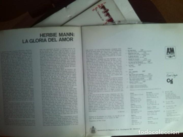 Discos de vinilo: HERBIE MANN - LA GLORIA DEL AMOR 1968 GATEFOLD - Foto 2