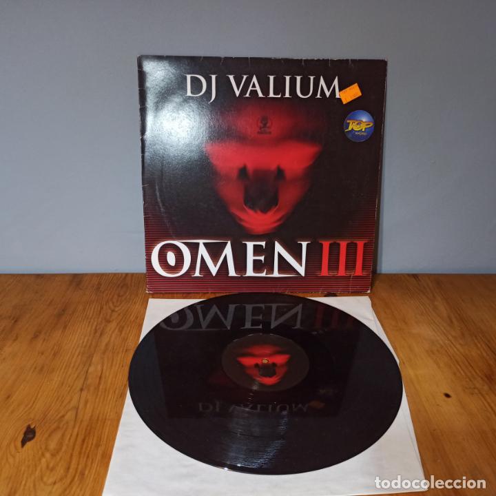 Discos de vinilo: MAXI SINGLE DISCO VINILO - DJ VALIUM - OMEN III - Foto 1