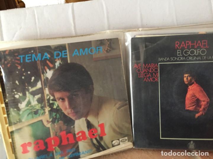 Discos de vinilo: Raphael Alb&uacute;m con 20 discos Eps y singles - Foto 3