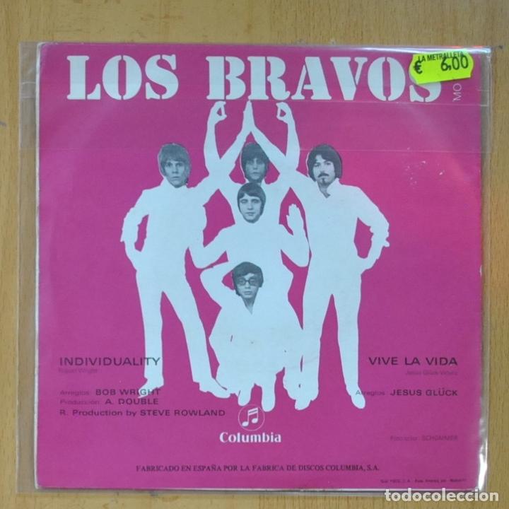 Discos de vinilo: LOS BRAVOS - INDIVIDUALITY / VIVE LA VIDA - SINGLE - Foto 2