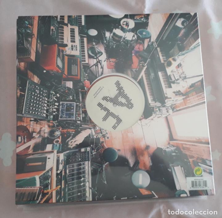 Discos de vinilo: LP MAXI-SINGLE ARCADE FIRE: EVERYTHING NOW (VINILO NARANJA) 2017 88985447841 - Foto 1