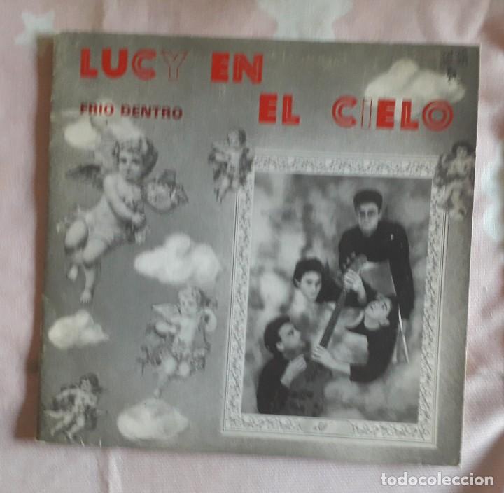 Discos de vinilo: LOTE 2 SINGLES DE LUCY EN EL CIELO - Foto 1