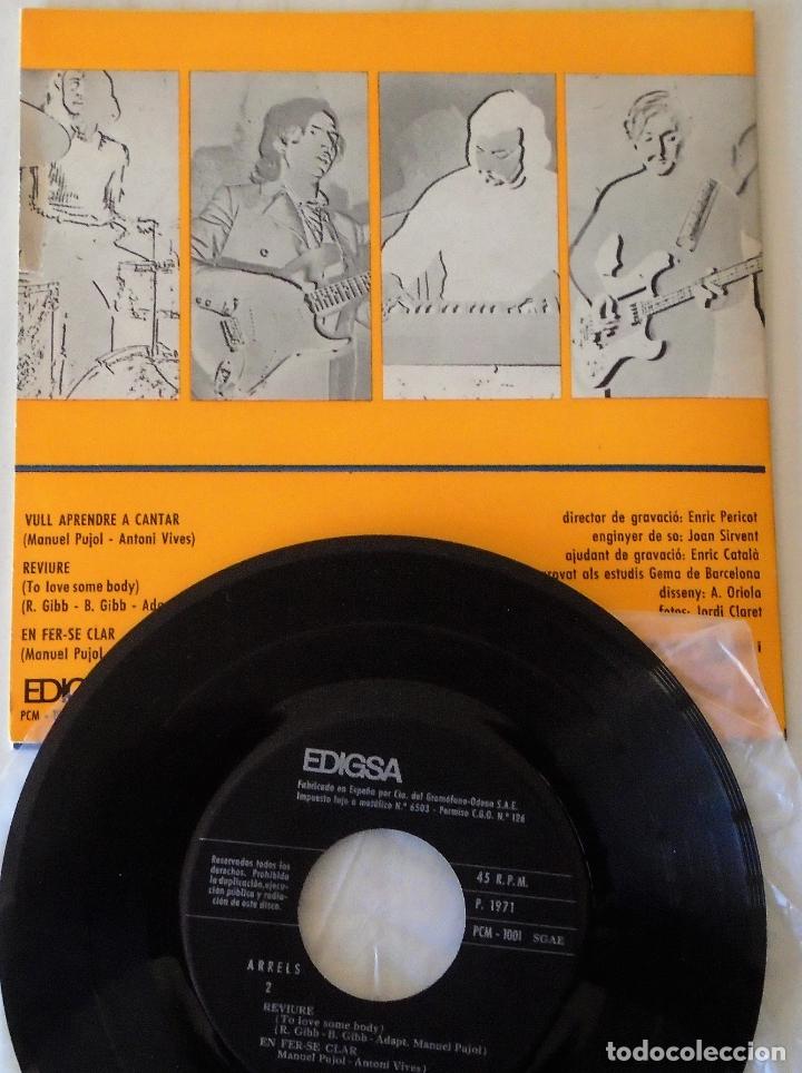 Discos de vinilo: ARRELS - VULL APRENDRE A CANTAR EDIGSA - 1971 - Foto 2