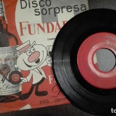 Discos de vinilo: FUNDADOR DISCO SORPRESA EP FRANCISCO LARIO ÉXITOS 1965 JUGANDO CON MI CORAZÓN +3. Lote 216593313